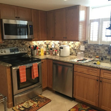 Kraftmaid Quarter Sawn Oak