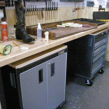 Wood Carver's Workshop