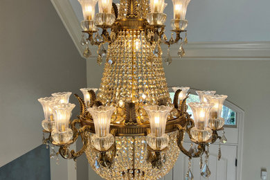Entryway - large traditional entryway idea in Indianapolis