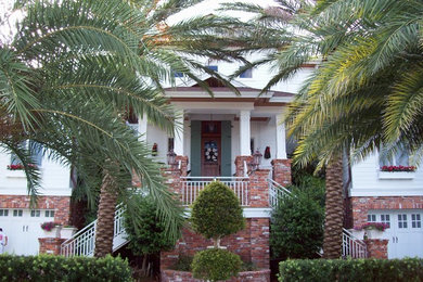 Exterior home photo in Tampa