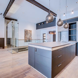 Custom house - Products
