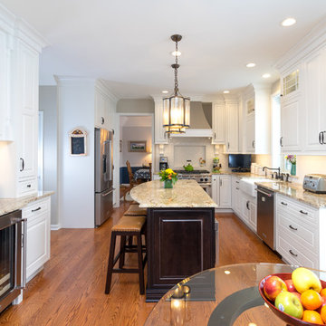 Bright Traditional Kitchen in Pipersville