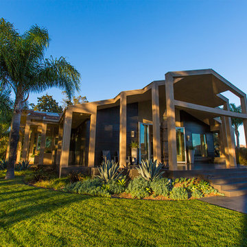 COLODNY DRIVE RESIDENCE