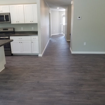 Grey Click Plank Vinyl Flooring