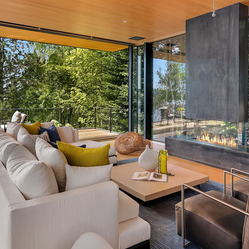 Modern Mercer Island Home with Large Windows