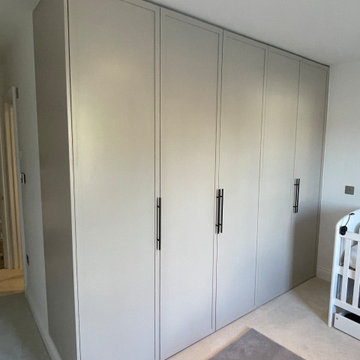Thin shaker doors wardrobe