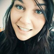 Em Harvey's photo