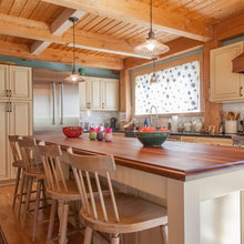 Kitchen with beige/soapstone