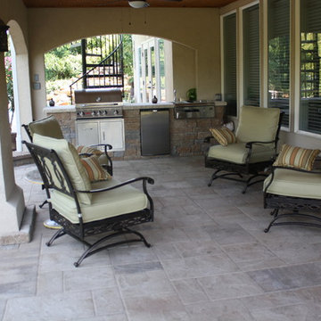 Outdoor Kitchen and Patio Visiting Area