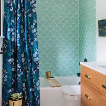Bright Tear Drop Tile Tub Surround
