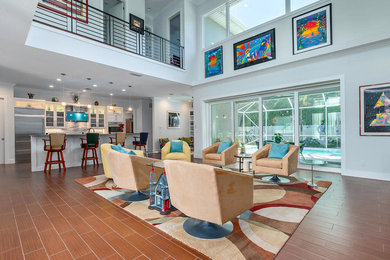 Inspiration for a modern home design remodel in Tampa