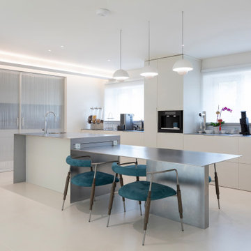 21126 - Glenheadon House