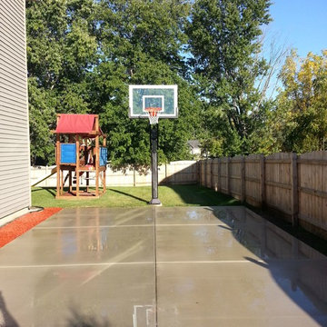 Steve M's Pro Dunk Silver Basketball System on a 20x35 in Kenosha, WI