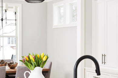Kitchen photo in Minneapolis