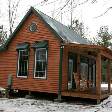 Artistically Customized Guest Cabin
