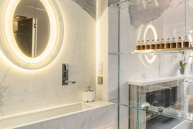 Design ideas for a modern bathroom in London.