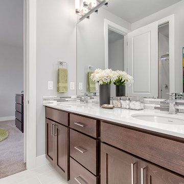 Greater Seattle Area | The Naples Avante B Secondary Bathroom