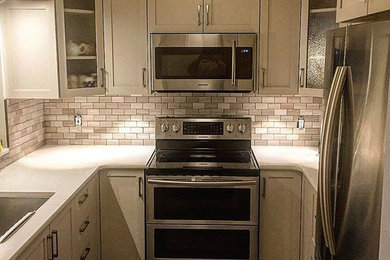 Inspiration for a kitchen remodel in Toronto