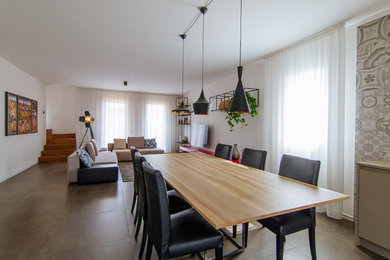Foto di una sala da pranzo contemporanea