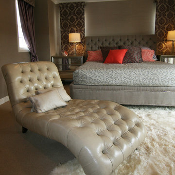 Walnut Residence Classic and Eclectic Home