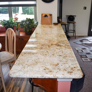 Langhorne Traditional Raised Maple