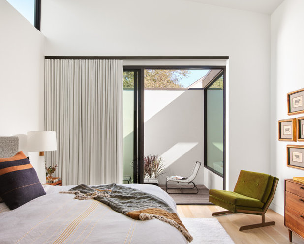 Modern Bedroom by Matt Fajkus Architecture