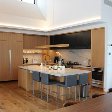 Contemporary Kitchen in white oak