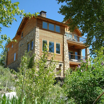 Mountain Home - 10739 East River Street, Truckee, CA