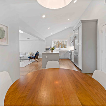 Modern & Contemporary Marvel in McLean