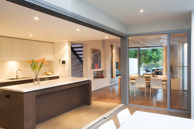 Inspiration for a contemporary kitchen in Perth.
