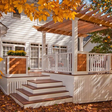 LIna Deck With Steps