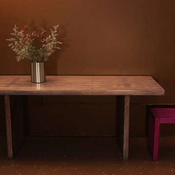 Kingpin Dining Table
