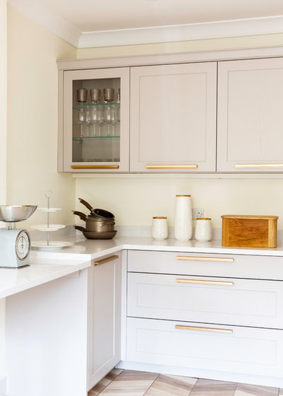 Contempor&aacute;neo Cocina by Kasia Fiszer Photography