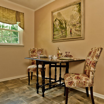 Cozy Breakfast Area