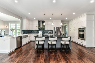 Transitional kitchen photo in DC Metro