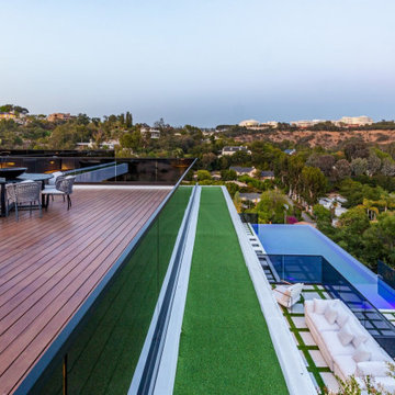 Bundy Drive Brentwood, Los Angeles modern terraced hillside home