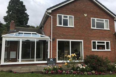 Photo of a traditional conservatory in West Midlands.