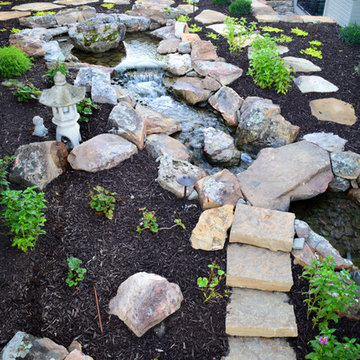 Lakeside Entertainment Water Feature and Flagstone Path