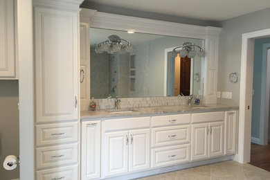 Inspiration for a shabby-chic style bathroom remodel in Orange County