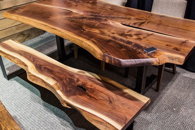 Mountain style dining room photo in Toronto