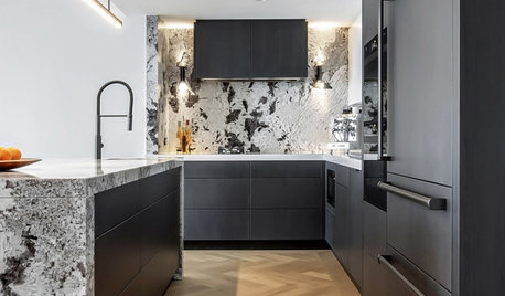 Room of the Week: Dazzling Stone is Centrestage in This Kitchen