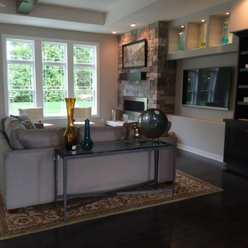 Contemporary Style New Home