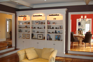Example of a family room design in Portland Maine