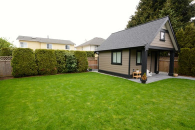 Mid-sized elegant detached studio / workshop shed photo in Vancouver