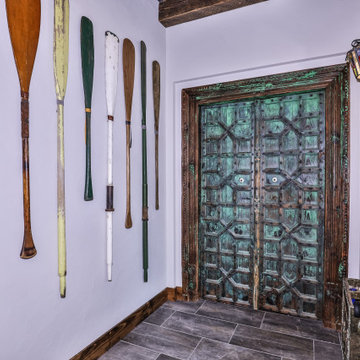 Riverside Haven - Entryway