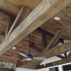 Charming Farmhouse, Howe - Products