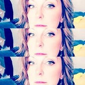 Trisha H-ds foto