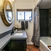 venice bathroom