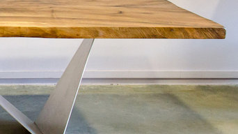 Mesa de comedor ORIGAMI en nogal español de 250 * 120 cm