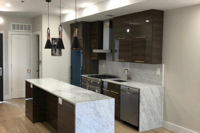 Trendy kitchen photo in New York
